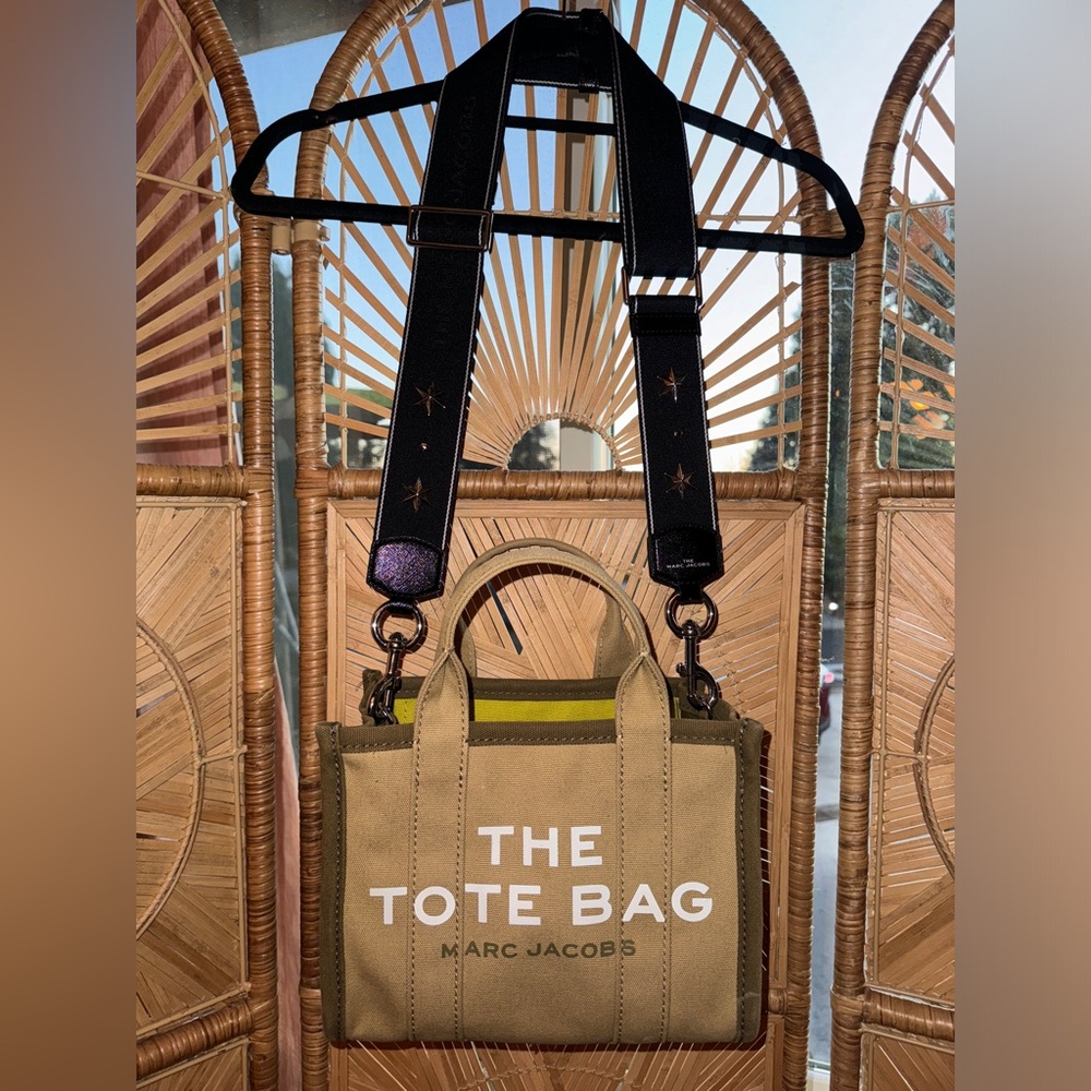 MARC JACOBS THE TOTE Medium Army Green w/Strap